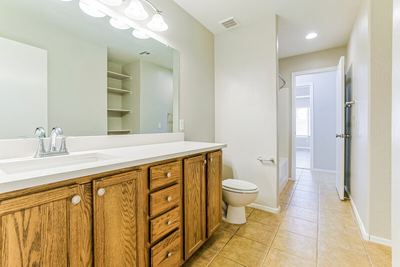 1,965/Mo, 22227 E Via del Rancho Queen Creek, AZ 85142 Bathroom View