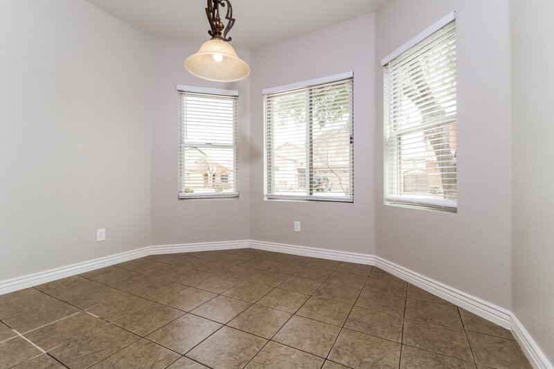 2,080/Mo, 6504 S 49th Dr Laveen, AZ 85339 Dining Room View