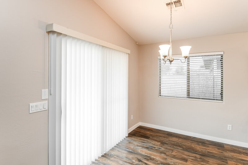 1,935/Mo, 1833 W Desert Hills Dr Queen Creek, AZ 85142 Dining Room View