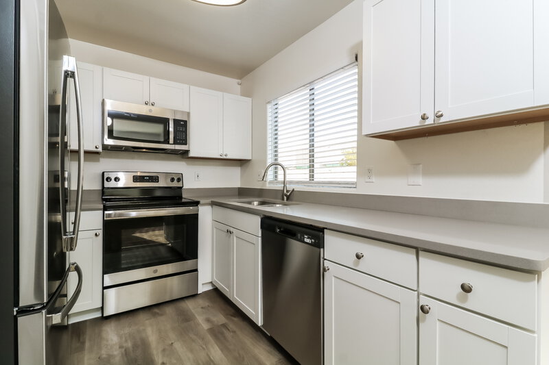 1,985/Mo, 14002 W Cornerstone Trl Surprise, AZ 85374 Misc View 6