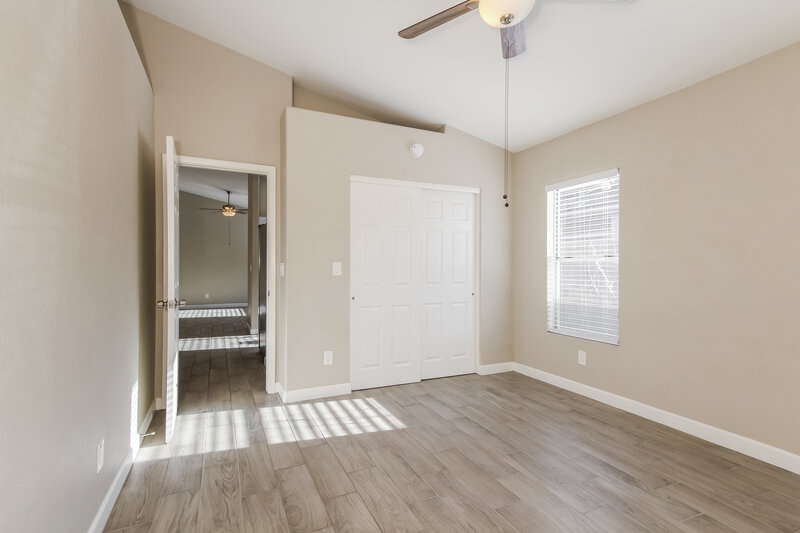 2,000/Mo, 10856 W Ruth Ave Peoria, AZ 85345 Main Bedroom View 2
