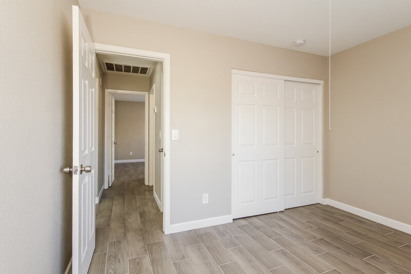 2,000/Mo, 10856 W Ruth Ave Peoria, AZ 85345 Bedroom View 2