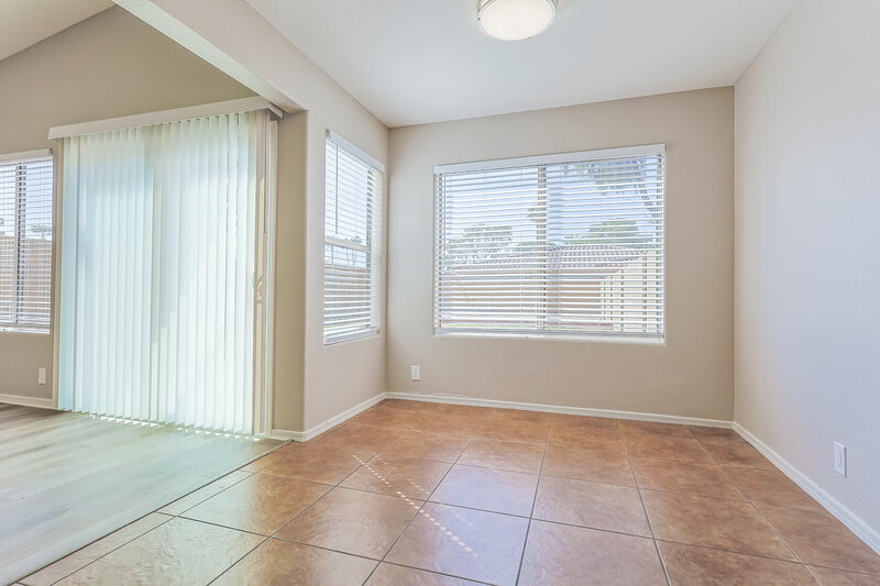 2,045/Mo, 5915 E Norwood St Mesa, AZ 85215 Dining Room View