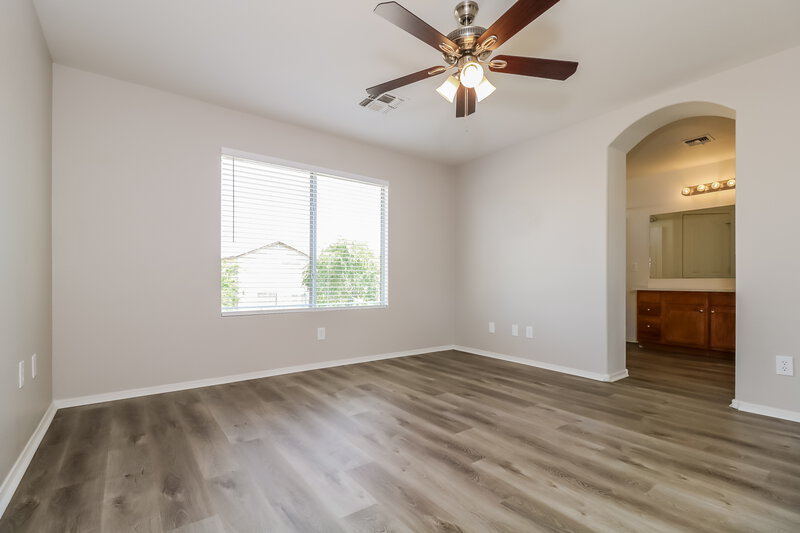 2,245/Mo, 8630 W Echo Ln Peoria, AZ 85345 Main Bedroom View