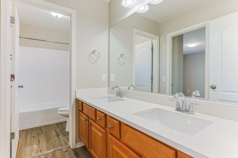 2,855/Mo, 3286 E Merlot St Gilbert, AZ 85298 Bathroom View