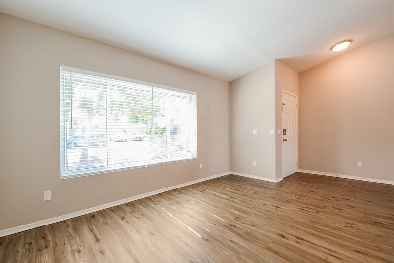 2,540/Mo, 820 N Sailors Way Gilbert, AZ 85234 Living Room View