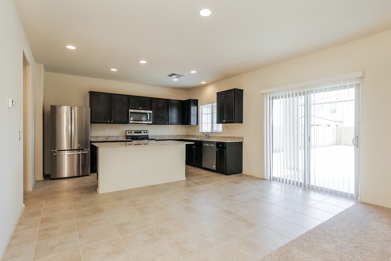 2,550/Mo, 5012 S 109th Dr Tolleson, AZ 85353 Kitchen View 2