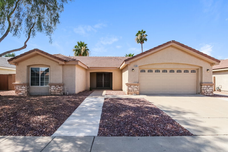 2,465/Mo, 3329 E Wahalla Ln Phoenix, AZ 85050 External View