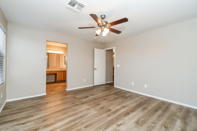 1,950/Mo, 3731 S Conestoga Rd Apache Junction, AZ 85119 Main Bedroom View