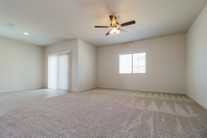 2,210/Mo, 5016 S 109th Dr Tolleson, AZ 85353 Living Room View 2