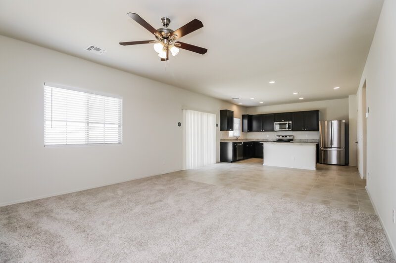 2,080/Mo, 11153 W Bloch Rd Tolleson, AZ 85353 Living Room View 3