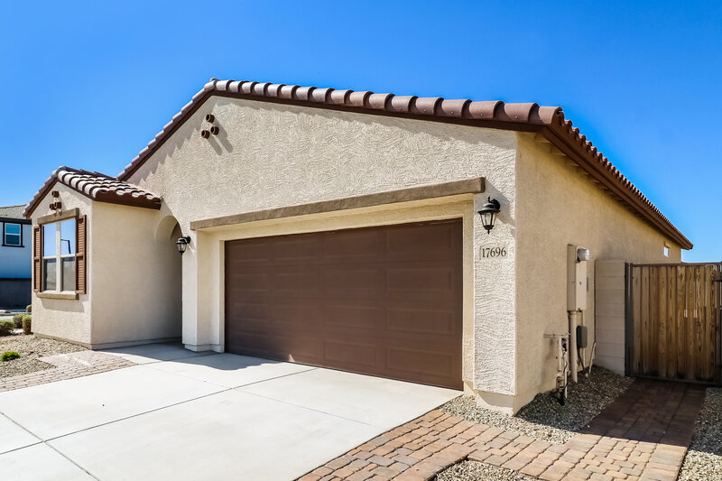 1,975/Mo, 17696 W Country Club Ter Surprise, AZ 85387 Front View