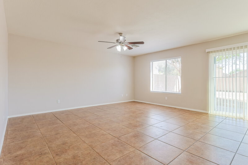 2,755/Mo, 11013 E Abilene Ave Mesa, AZ 85208 Living Room View