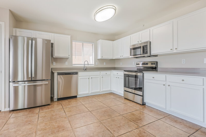 2,755/Mo, 11013 E Abilene Ave Mesa, AZ 85208 Kitchen View