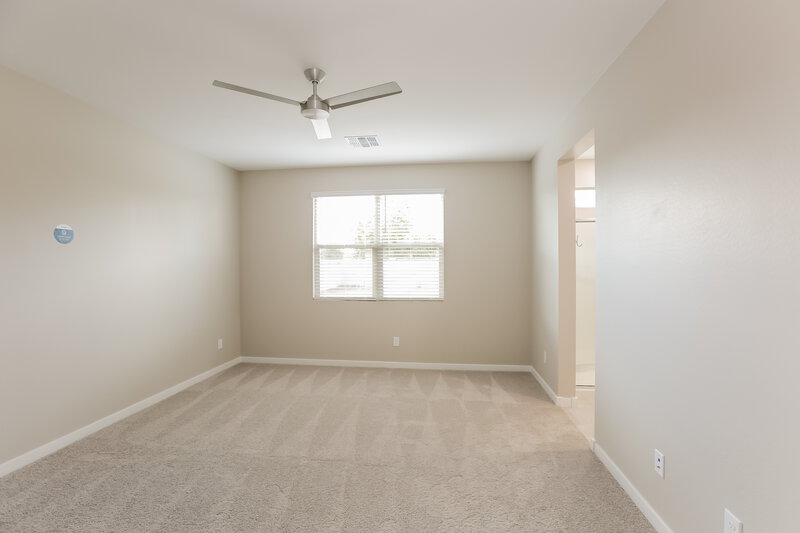 2,390/Mo, 4728 S 69th Avenue Phoenix, AZ 85043 Main Bedroom View
