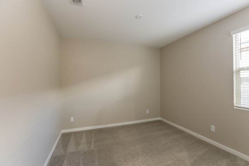 2,390/Mo, 4728 S 69th Avenue Phoenix, AZ 85043 Bedroom View