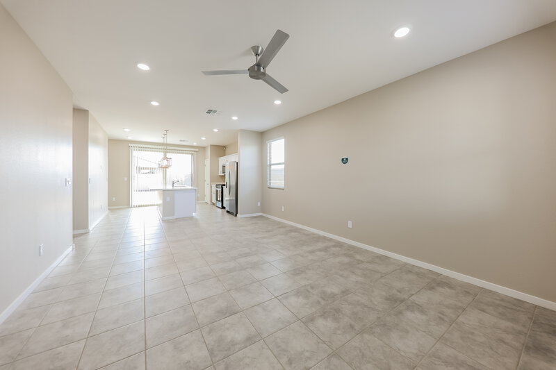 2,045/Mo, 6857 W Luxton Lane Phoenix, AZ 85043 Living Room View