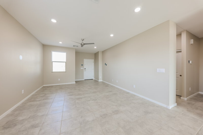 2,045/Mo, 6857 W Luxton Lane Phoenix, AZ 85043 Living Room View 3