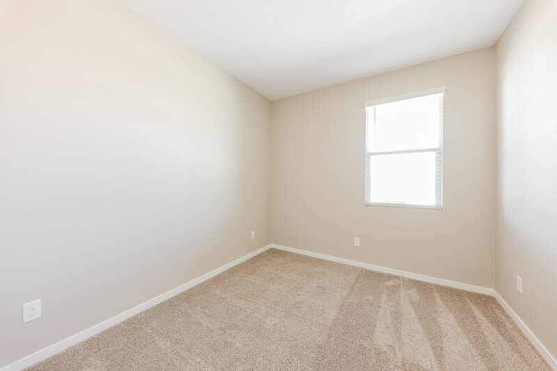 2,359/Mo, 6847 W Parkway Drive Phoenix, AZ 85043 Bedroom View 3