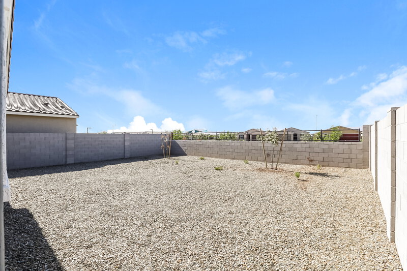 2,230/Mo, 6837 W Marguerite Avenue Phoenix, AZ 85043 Rear View 2