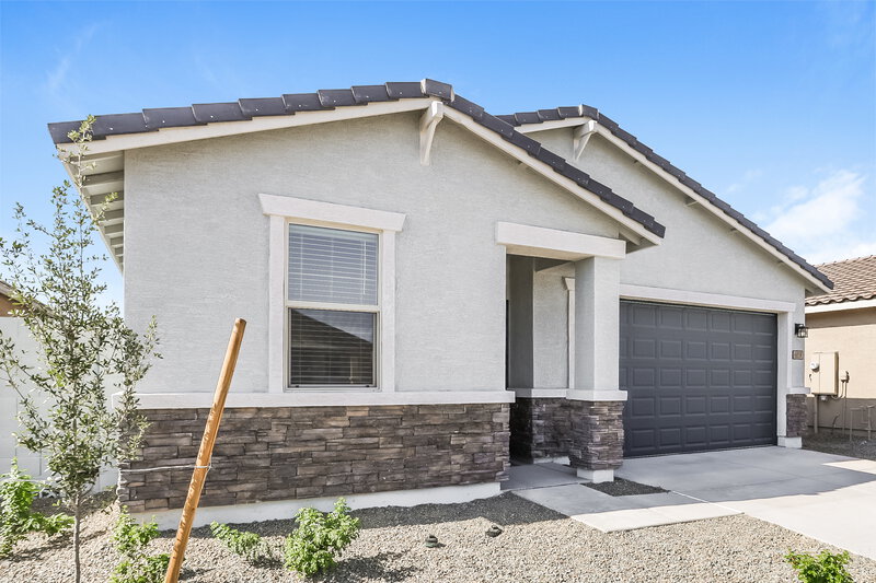 2,550/Mo, 6859 W Levi Drive Phoenix, AZ 85043 Front View