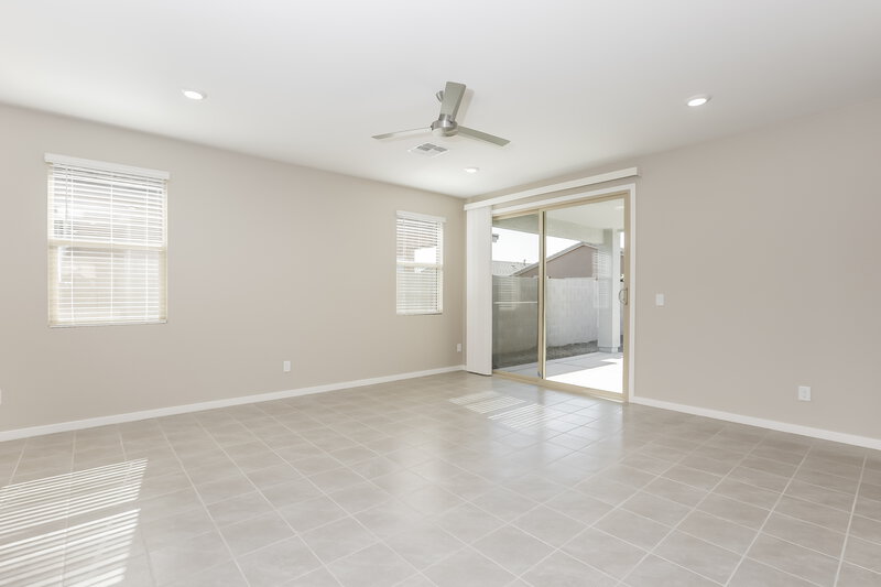 2,550/Mo, 6859 W Levi Drive Phoenix, AZ 85043 Living Room View 2