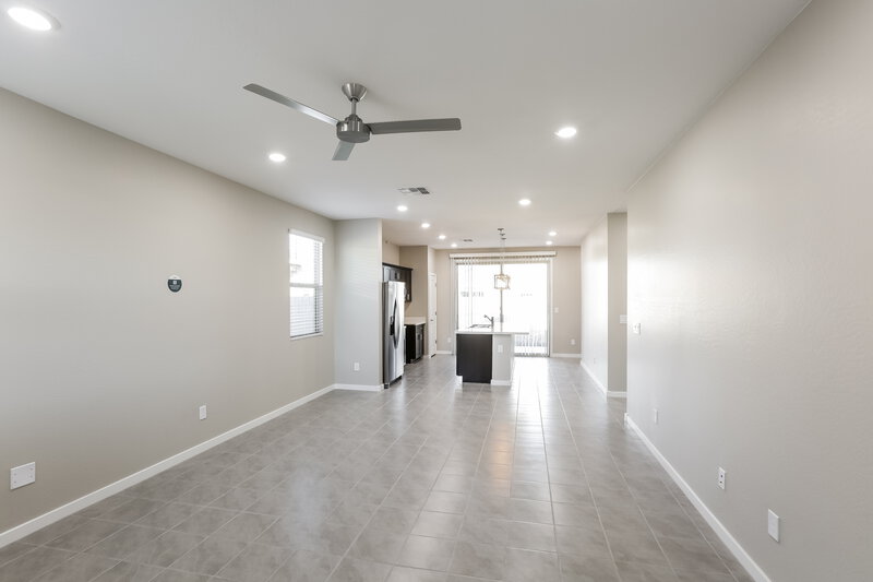 2,135/Mo, 6728 W Gaby Road Phoenix, AZ 85043 Living Room View