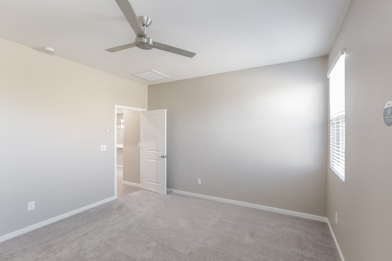 2,135/Mo, 6728 W Gaby Road Phoenix, AZ 85043 Main Bedroom View