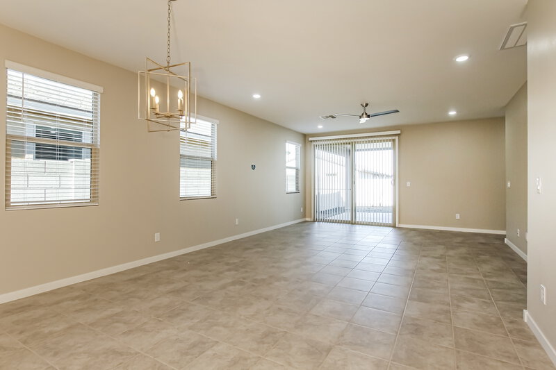 2,485/Mo, 6810 W Gaby Road Phoenix, AZ 85043 Dining Room View