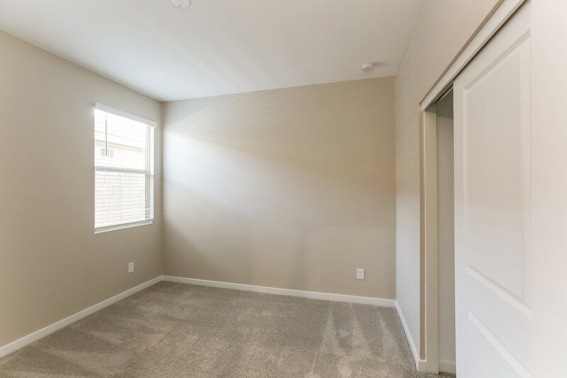 2,390/Mo, 6838 W Gaby Road Phoenix, AZ 85043 Bedroom View 2