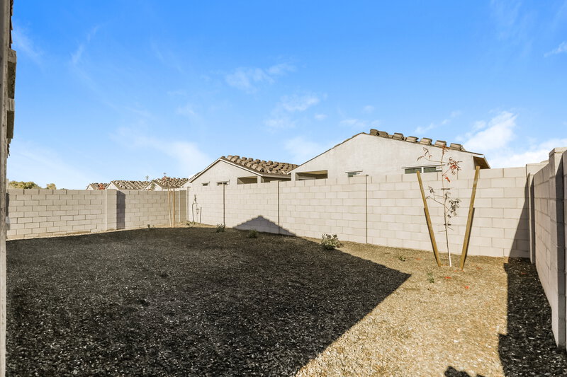 2,390/Mo, 6838 W Gaby Road Phoenix, AZ 85043 Rear View 2