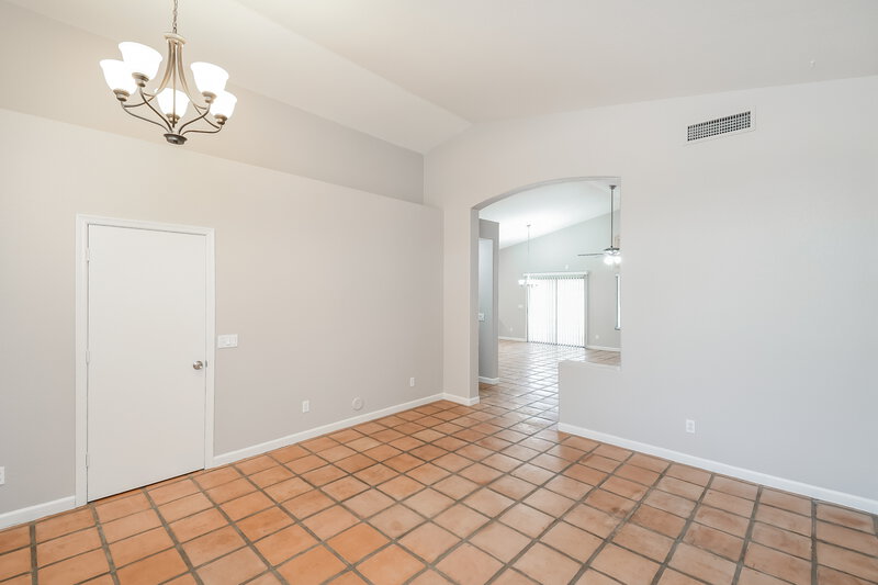2,405/Mo, 6102 S Ashley Dr Chandler, AZ 85249 Living Room View