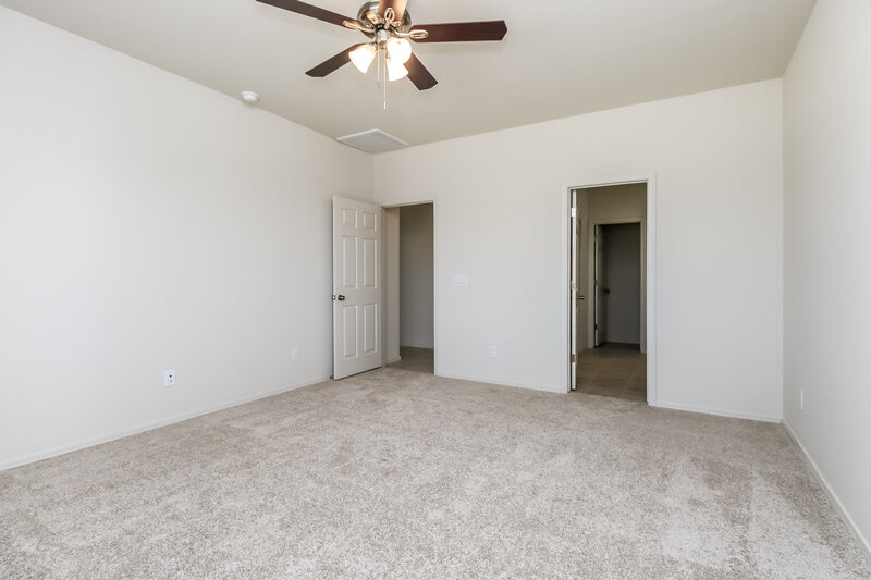 2,190/Mo, 10916 W Mobile Ln Tolleson, AZ 85353 Main Bedroom View 2