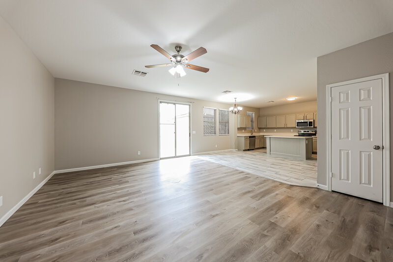 2,635/Mo, 11811 W Foothill Dr Sun City, AZ 85373 Family Room View