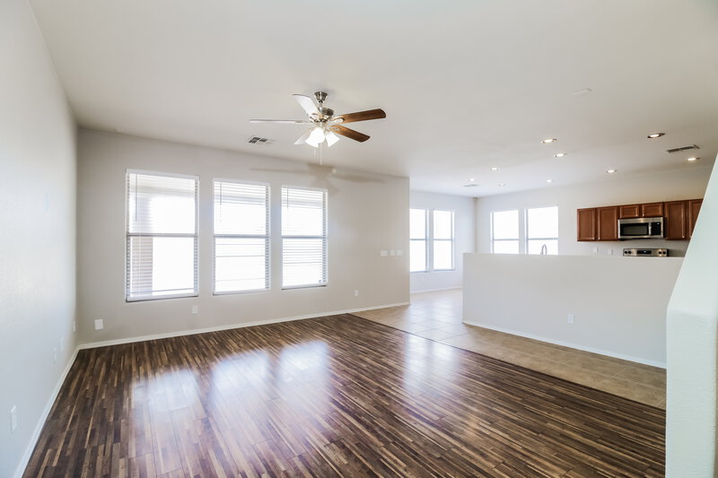 2,045/Mo, 45480 W Morning View Ln Maricopa, AZ 85139 Living Room View