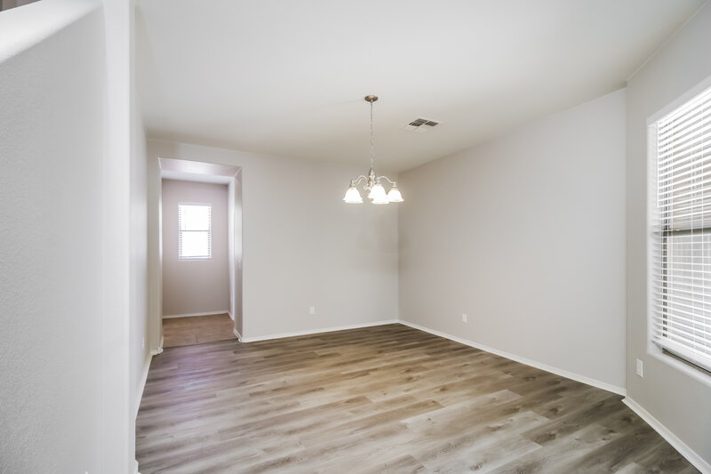 2,045/Mo, 45480 W Morning View Ln Maricopa, AZ 85139 Dining Room View