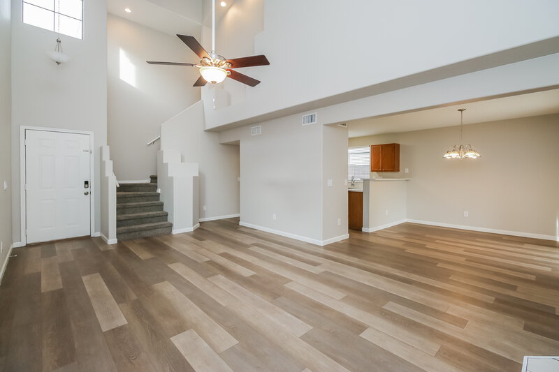 2,365/Mo, 250 W Juniper Ave Unit 47 Gilbert, AZ 85233 Living Room View 3