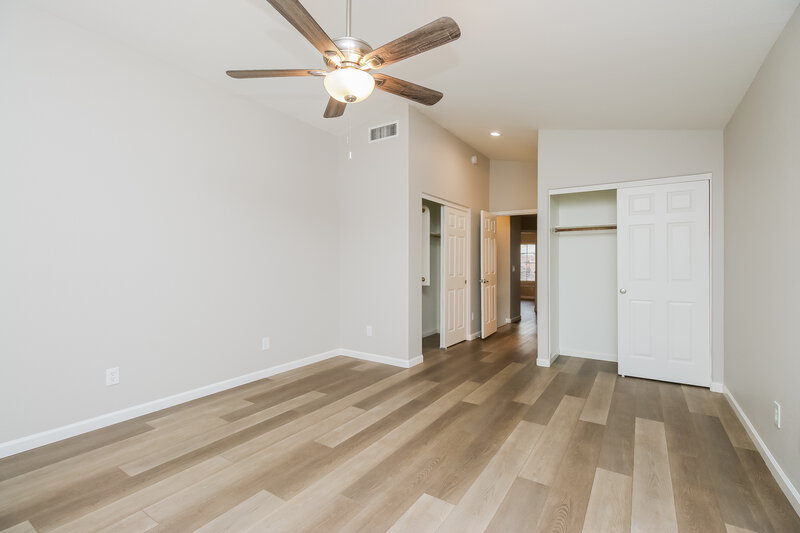 2,365/Mo, 250 W Juniper Ave Unit 47 Gilbert, AZ 85233 Main Bedroom View 2