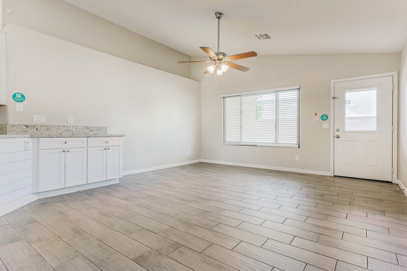 2,575/Mo, 3950 E Barbarita Ave Gilbert, AZ 85234 Living Room View 2