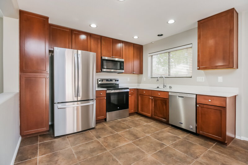 2,370/Mo, 1187 E Hampton Ln Gilbert, AZ 85295 Kitchen View