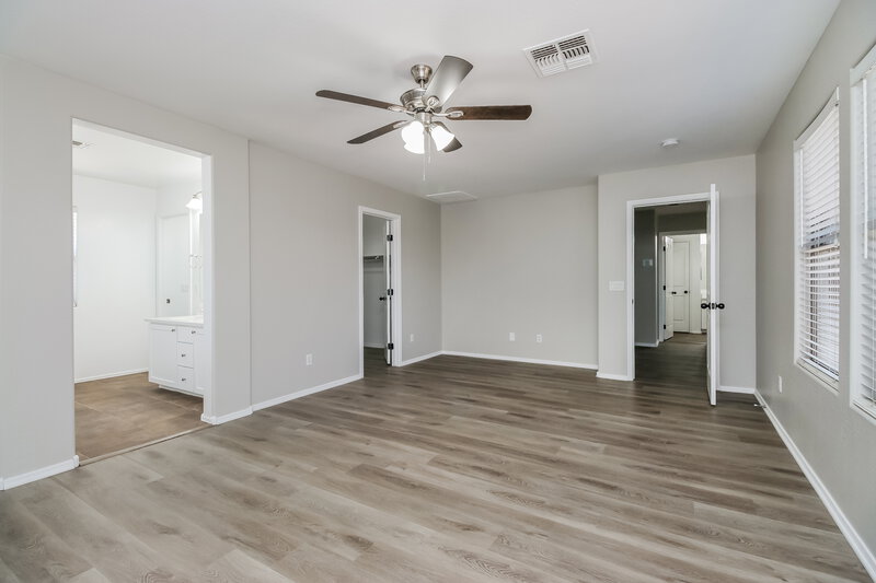 2,370/Mo, 1187 E Hampton Ln Gilbert, AZ 85295 Main Bedroom View 2