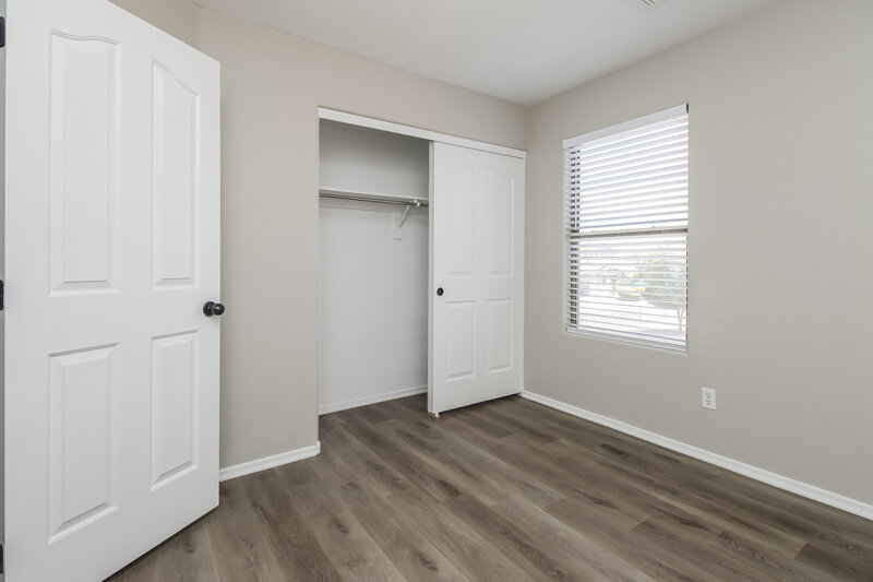 2,370/Mo, 1187 E Hampton Ln Gilbert, AZ 85295 Bedroom View 2