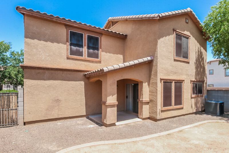 2,370/Mo, 1187 E Hampton Ln Gilbert, AZ 85295 Rear View