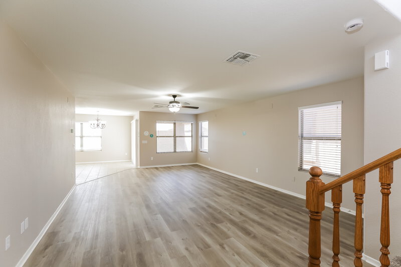 1,795/Mo, 2213 E 35th Ave Apache Junction, AZ 85119 Living Room View 2