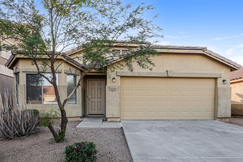 2,185/Mo, 7814 S 72nd Ln Laveen, AZ 85339 External View