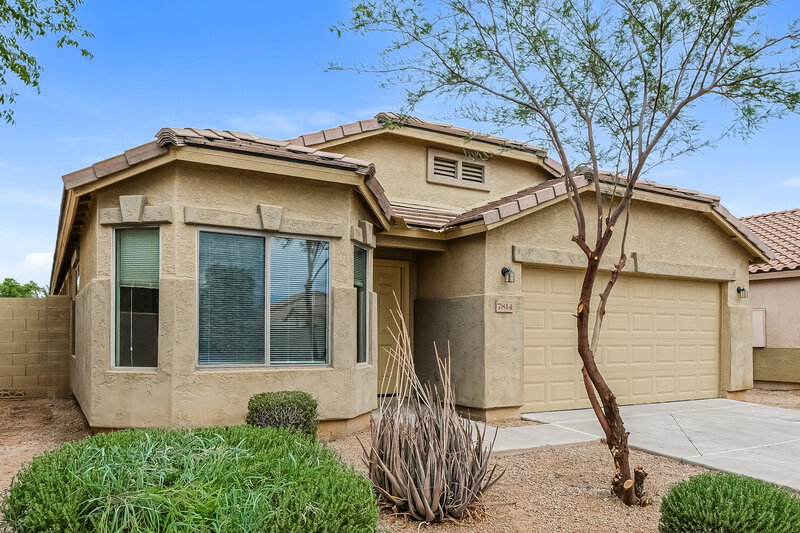 1,965/Mo, 7814 S 72nd Ln Laveen, AZ 85339 Front View