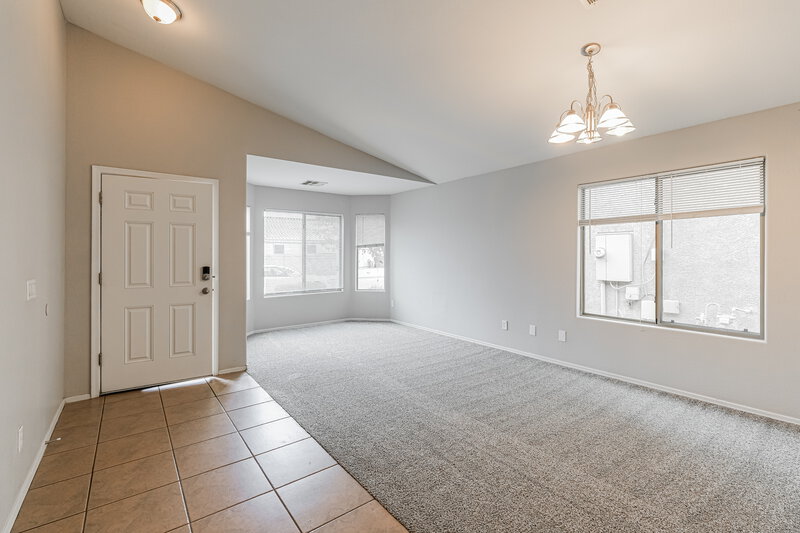 1,965/Mo, 7814 S 72nd Ln Laveen, AZ 85339 Living Room View 2