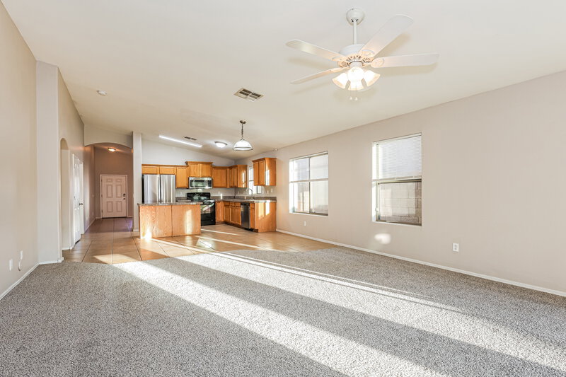 2,185/Mo, 7814 S 72nd Ln Laveen, AZ 85339 Family Room View