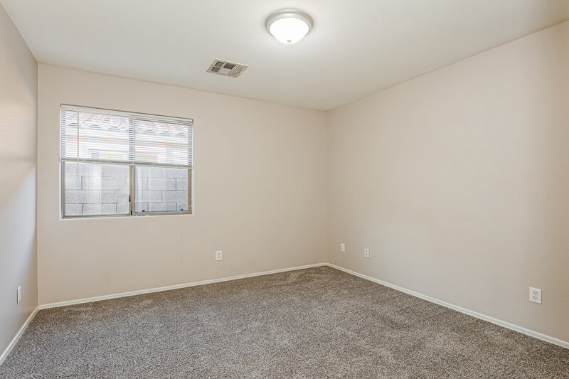 2,185/Mo, 7814 S 72nd Ln Laveen, AZ 85339 Bedroom View