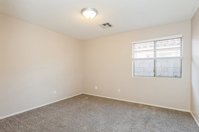 2,185/Mo, 7814 S 72nd Ln Laveen, AZ 85339 Bedroom View 2